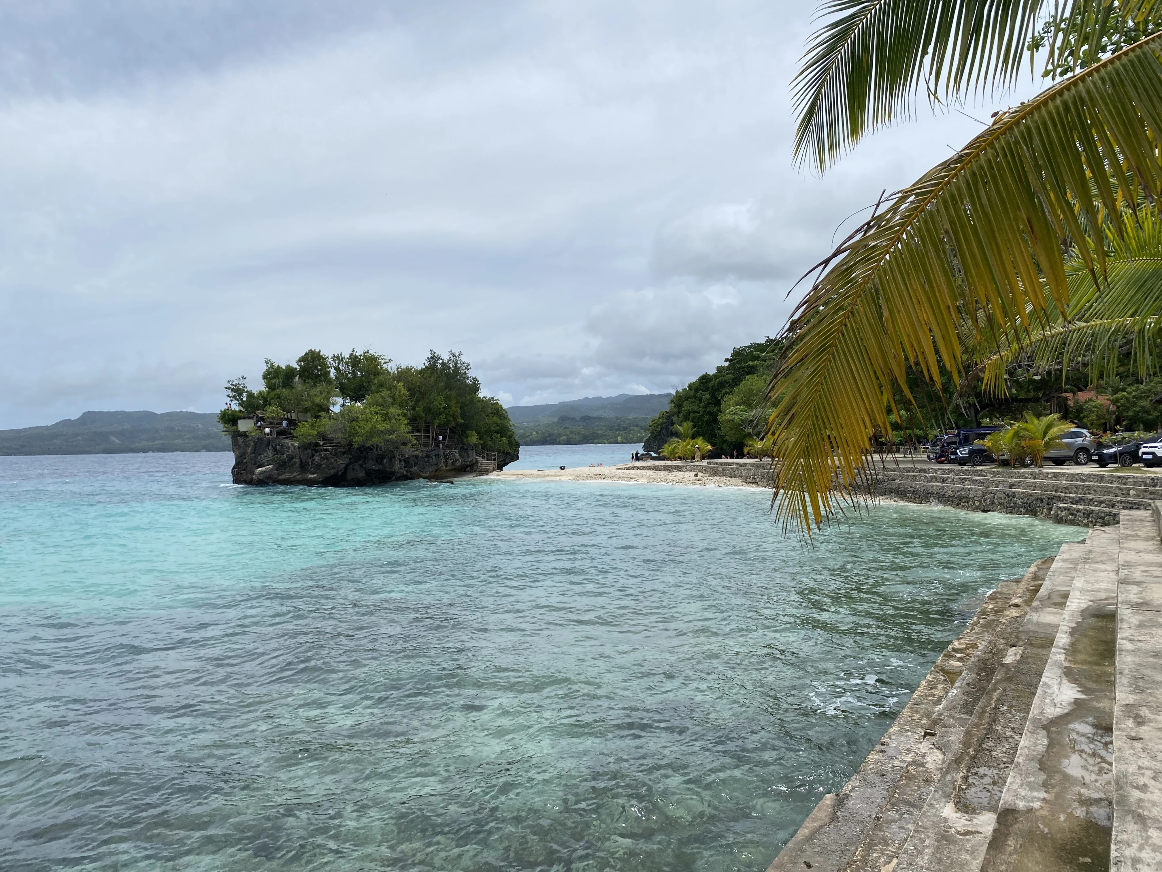 Large rock at Salagdoong Beach in Siquijor