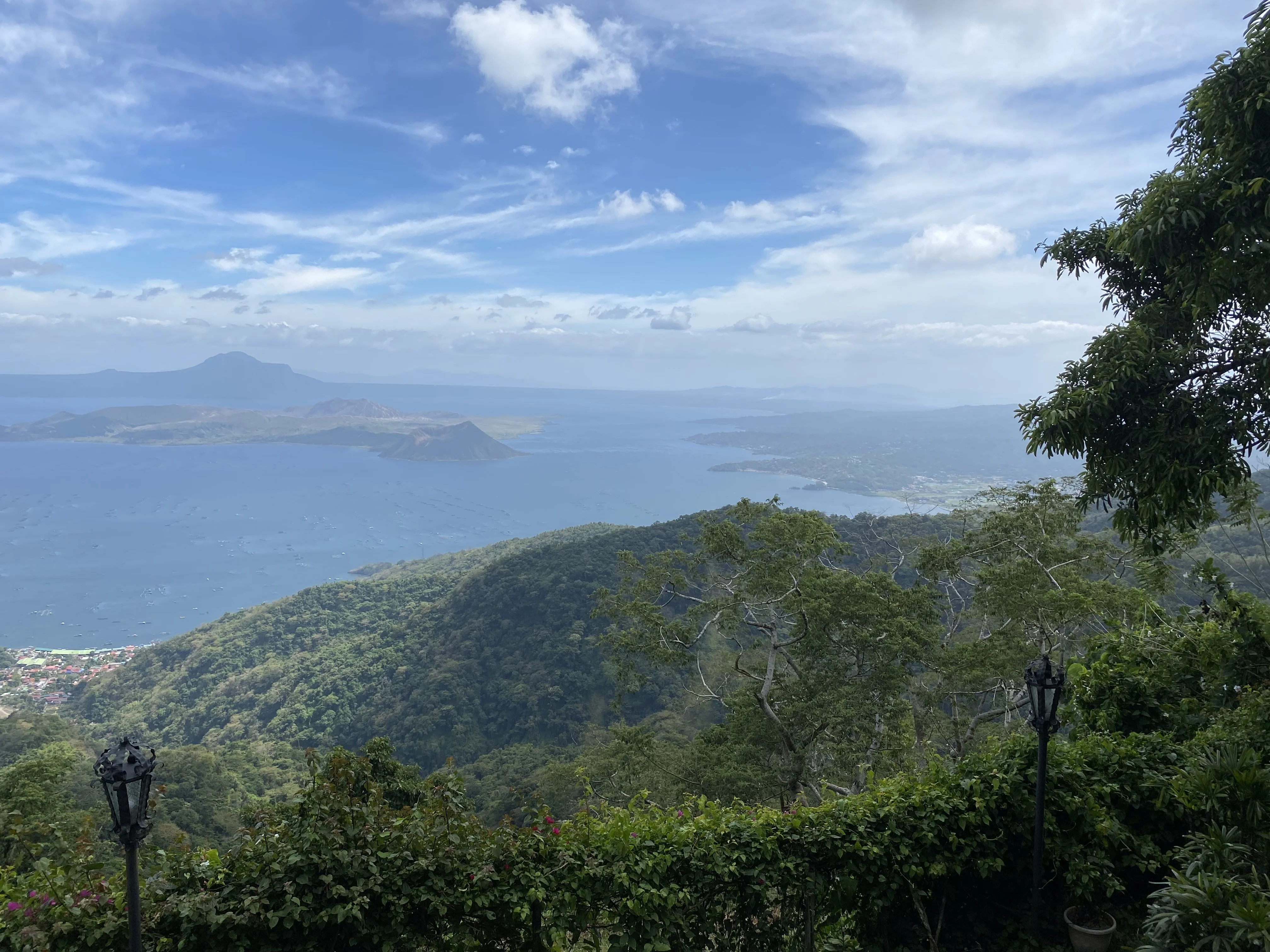 Taal Lake & Volcano Island